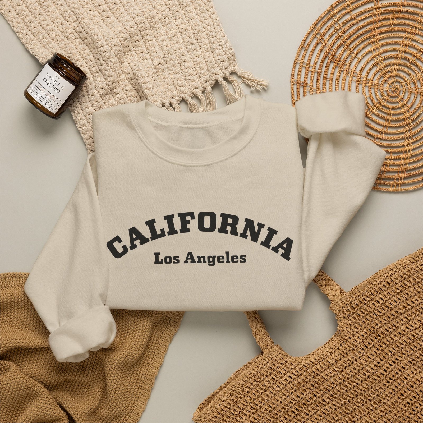 Los Angeles California Gildan Heavy Blend Crewneck Sweatshirt - Image 6