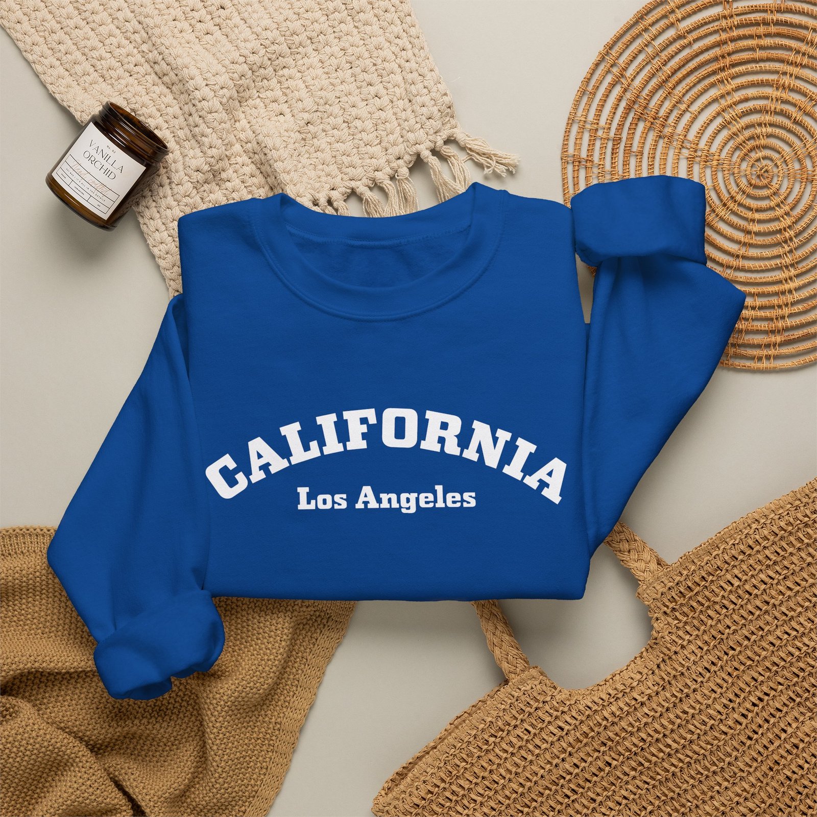 Los Angeles California Gildan Heavy Blend Crewneck Sweatshirt - Image 12