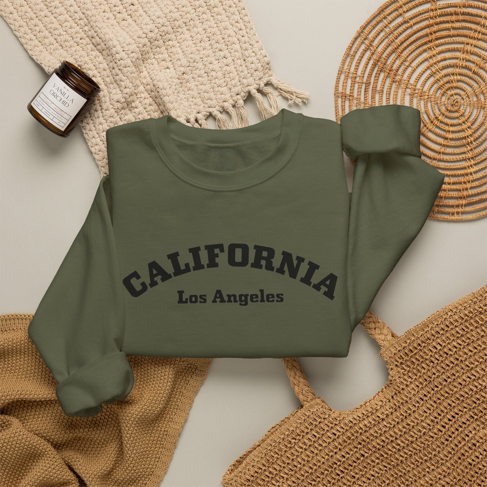 Los Angeles California Gildan Heavy Blend Crewneck Sweatshirt - Image 10