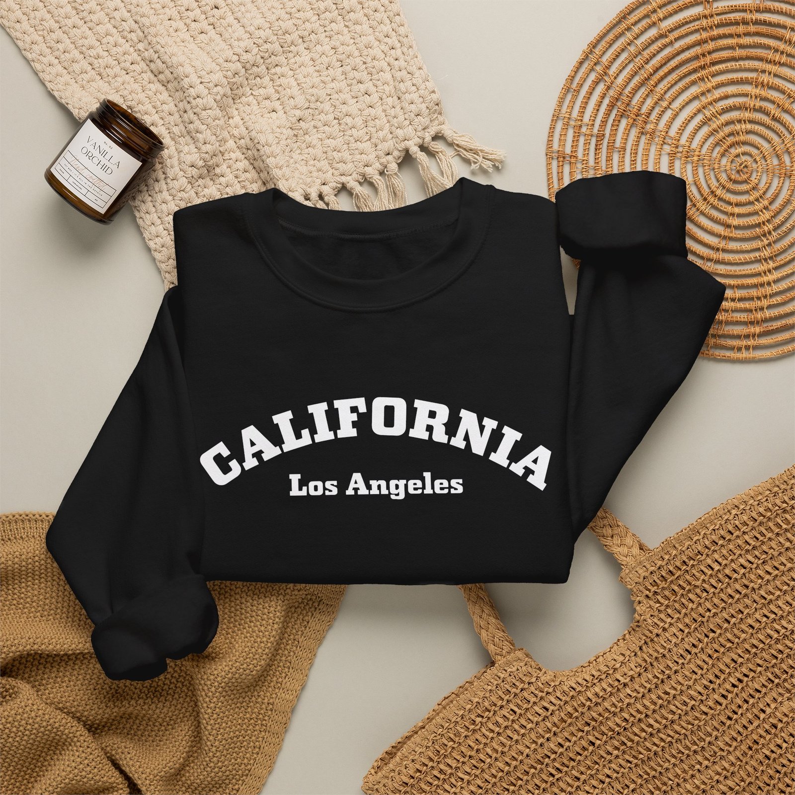 Los Angeles California Gildan Heavy Blend Crewneck Sweatshirt - Image 4